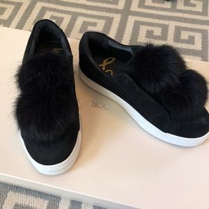 Sam Edelman Pom Pom slip ons!
